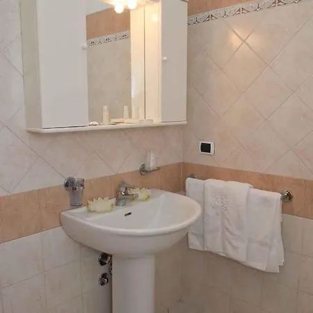 Apartman In 21327 *
